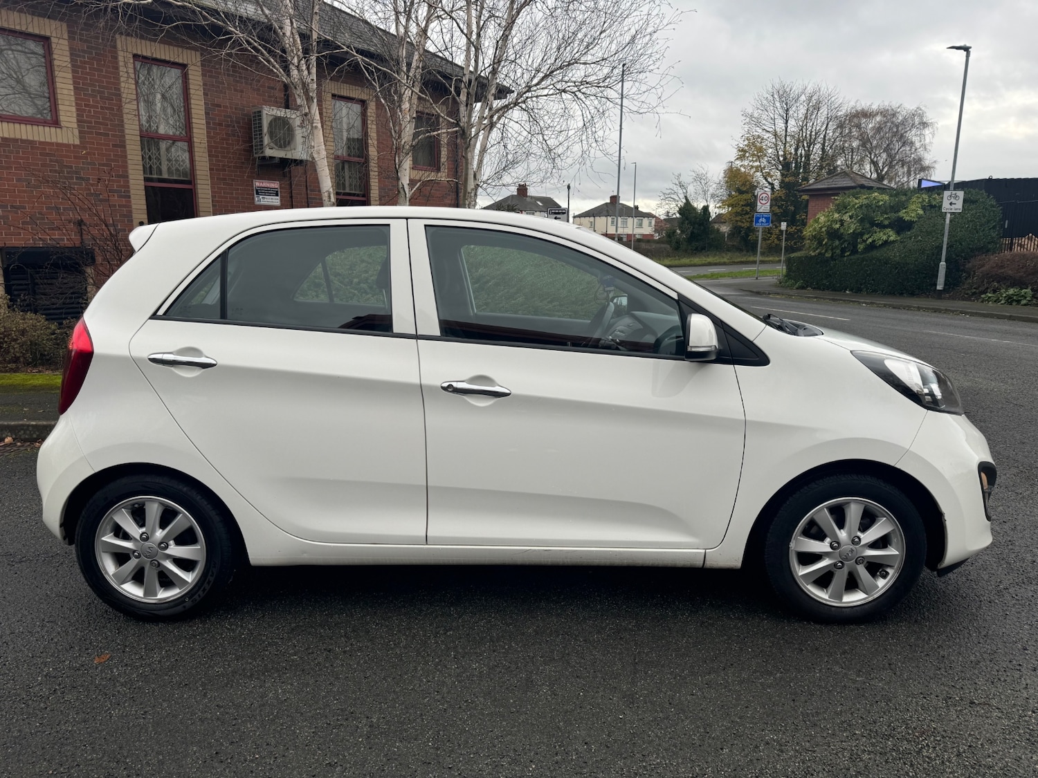 Used Kia Picanto 2014 for sale - 76719137: Photo 2