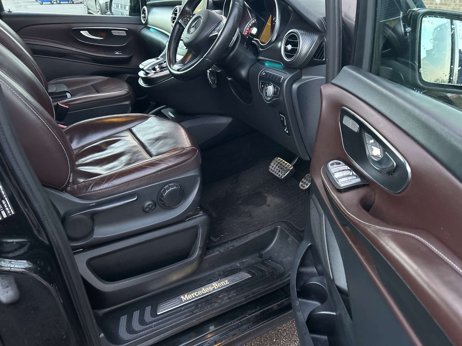 Used Mercedes-Benz V-Class 2018 for sale - 77618779: Photo 10