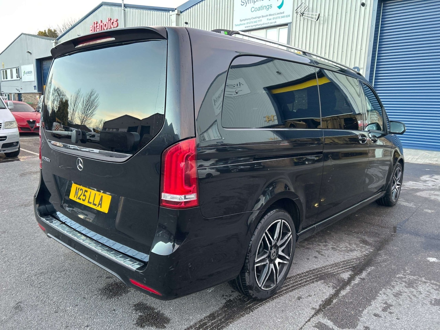 Used Mercedes-Benz V-Class 2018 for sale - 77618779: Photo 3