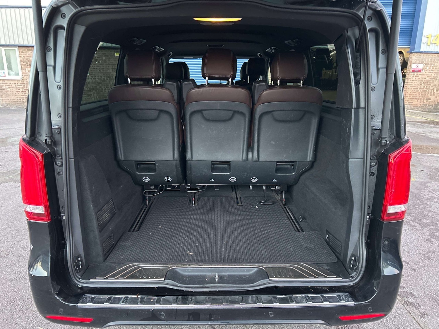 Used Mercedes-Benz V-Class 2018 for sale - 77618779: Photo 5