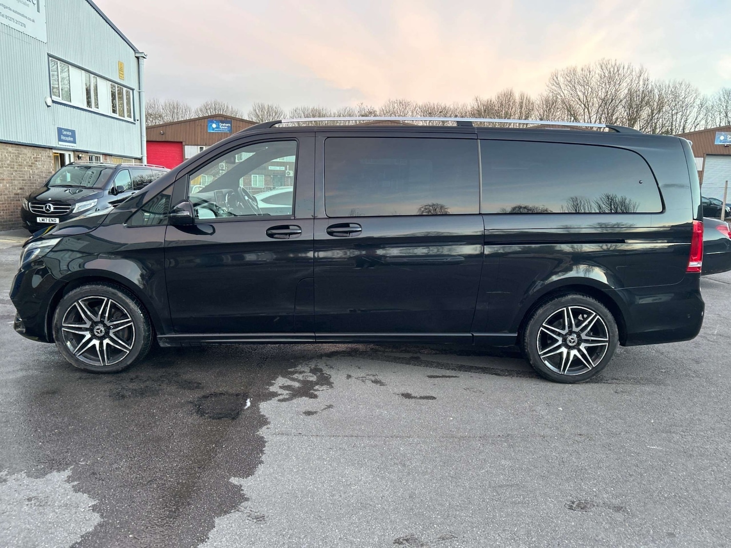 Used Mercedes-Benz V-Class 2018 for sale - 77618779: Photo 7