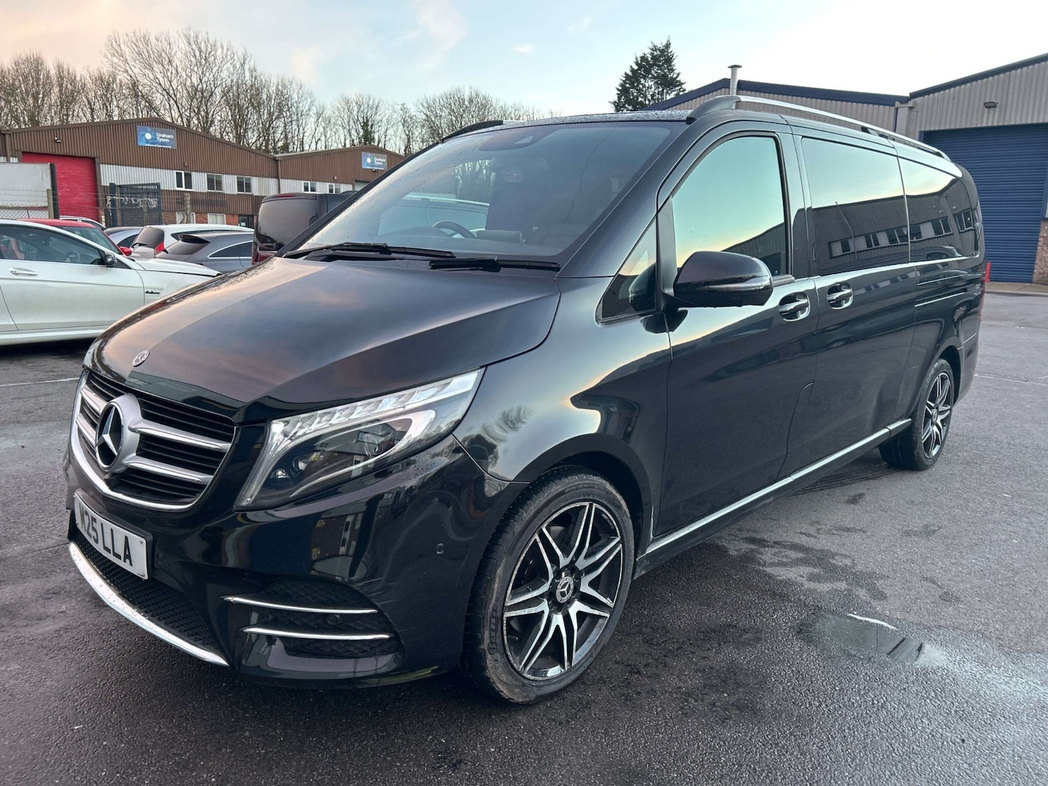 Used Mercedes-Benz V-Class 2018 for sale - 77618779: Photo 8