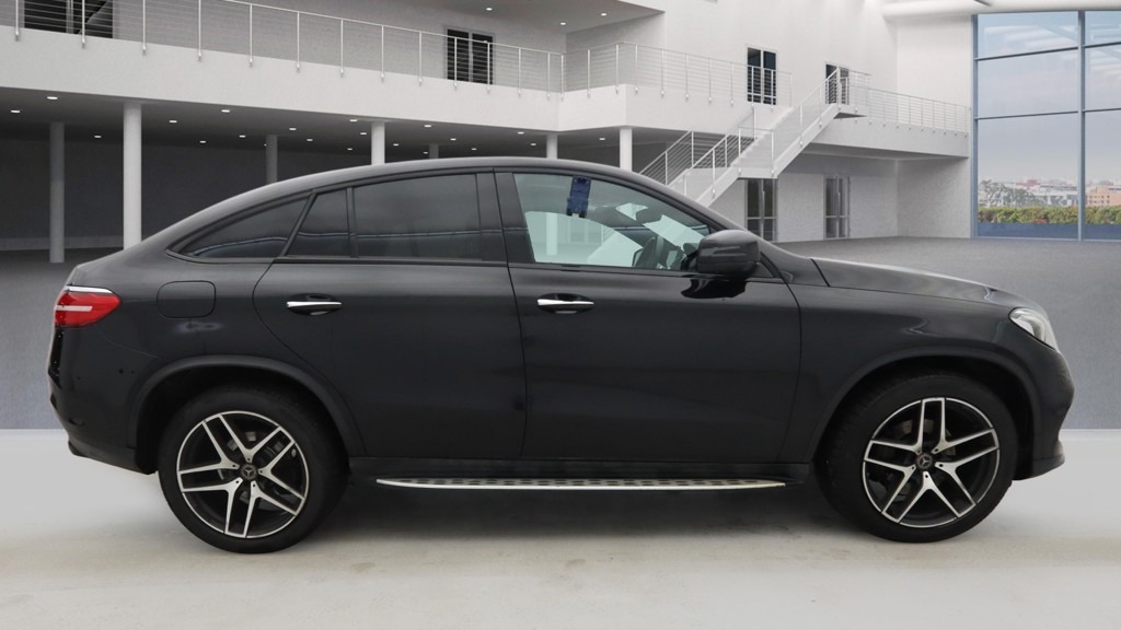 Used Mercedes-Benz GLE 2019 for sale - 77578561: Photo 4