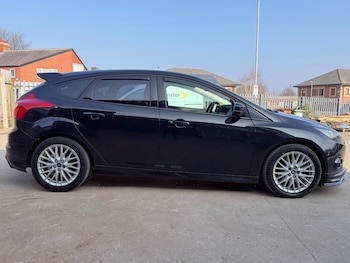 Used Ford Focus 2014 for sale - 77736183: Photo