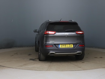 Used Jeep Cherokee 2015 for sale - 79105277: Photo