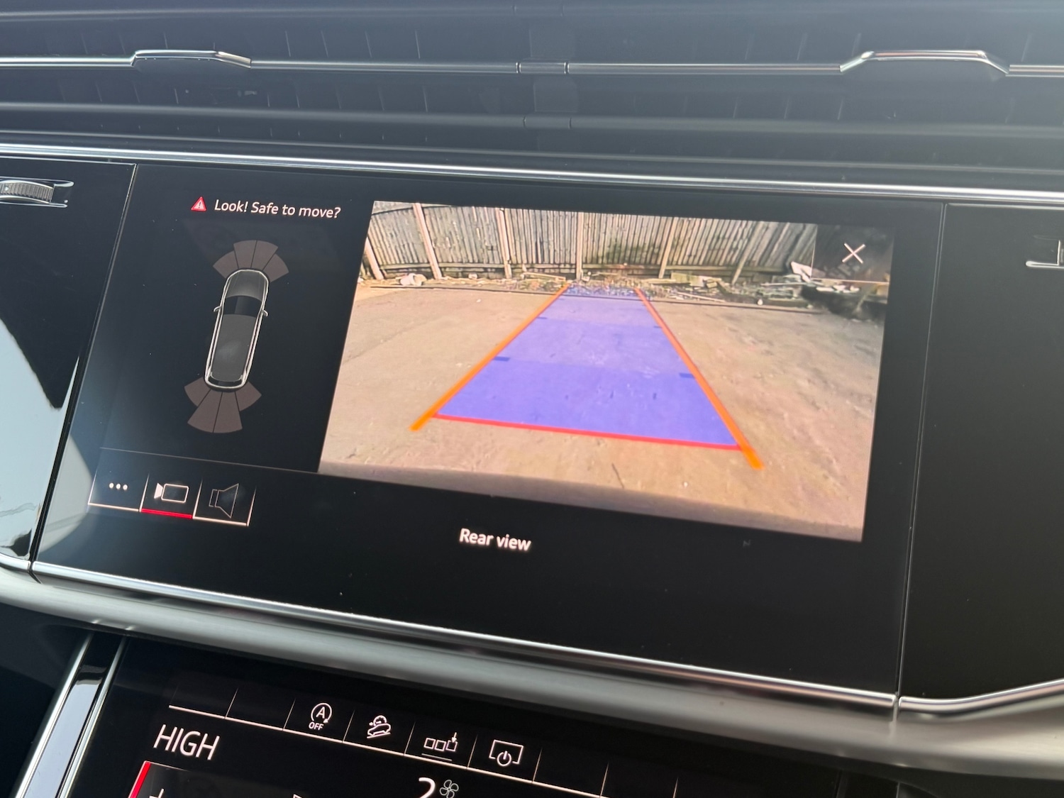 Used Audi Q7 2020 for sale - 77446433: Photo 16