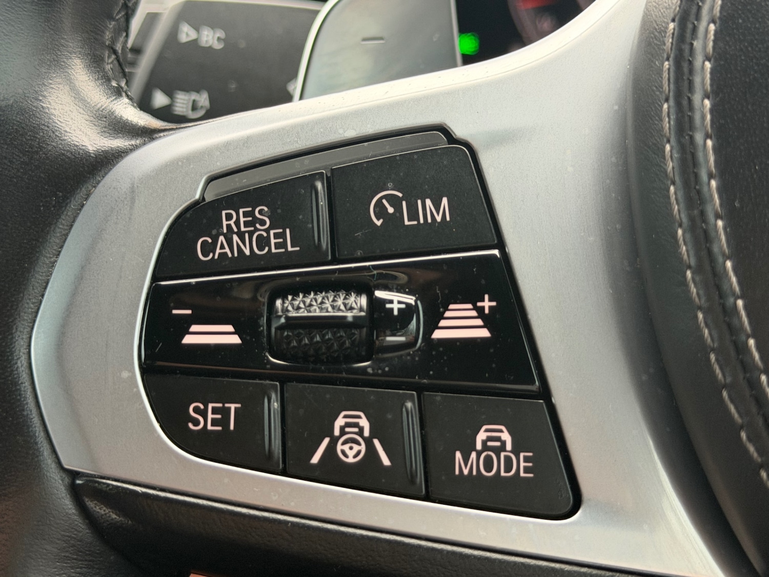 Used BMW 8 Series 2018 for sale - 77562894: Photo 16