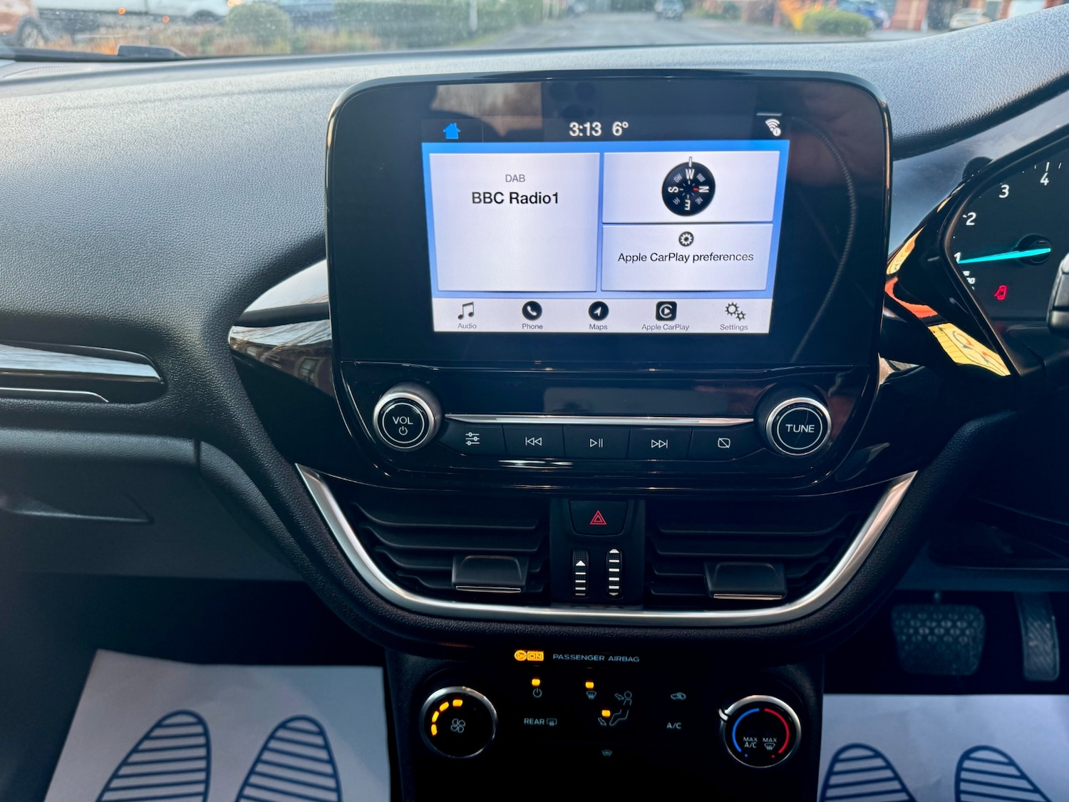 Used Ford Fiesta 2017 for sale - 76737965: Photo 19