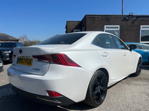 Used Lexus IS 2017 for sale - 74313975: Photo 3