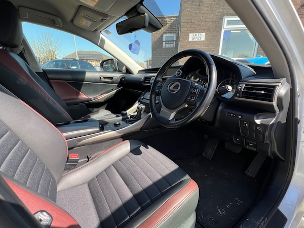 Used Lexus IS 2017 for sale - 74313975: Photo 9