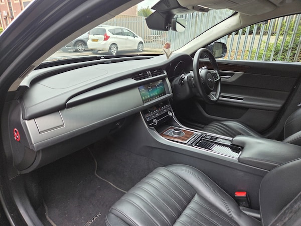 Used Jaguar XF 2019 for sale - 75627134: Photo 11