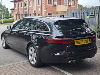 Used Jaguar XF 2019 for sale - 75627134: Photo