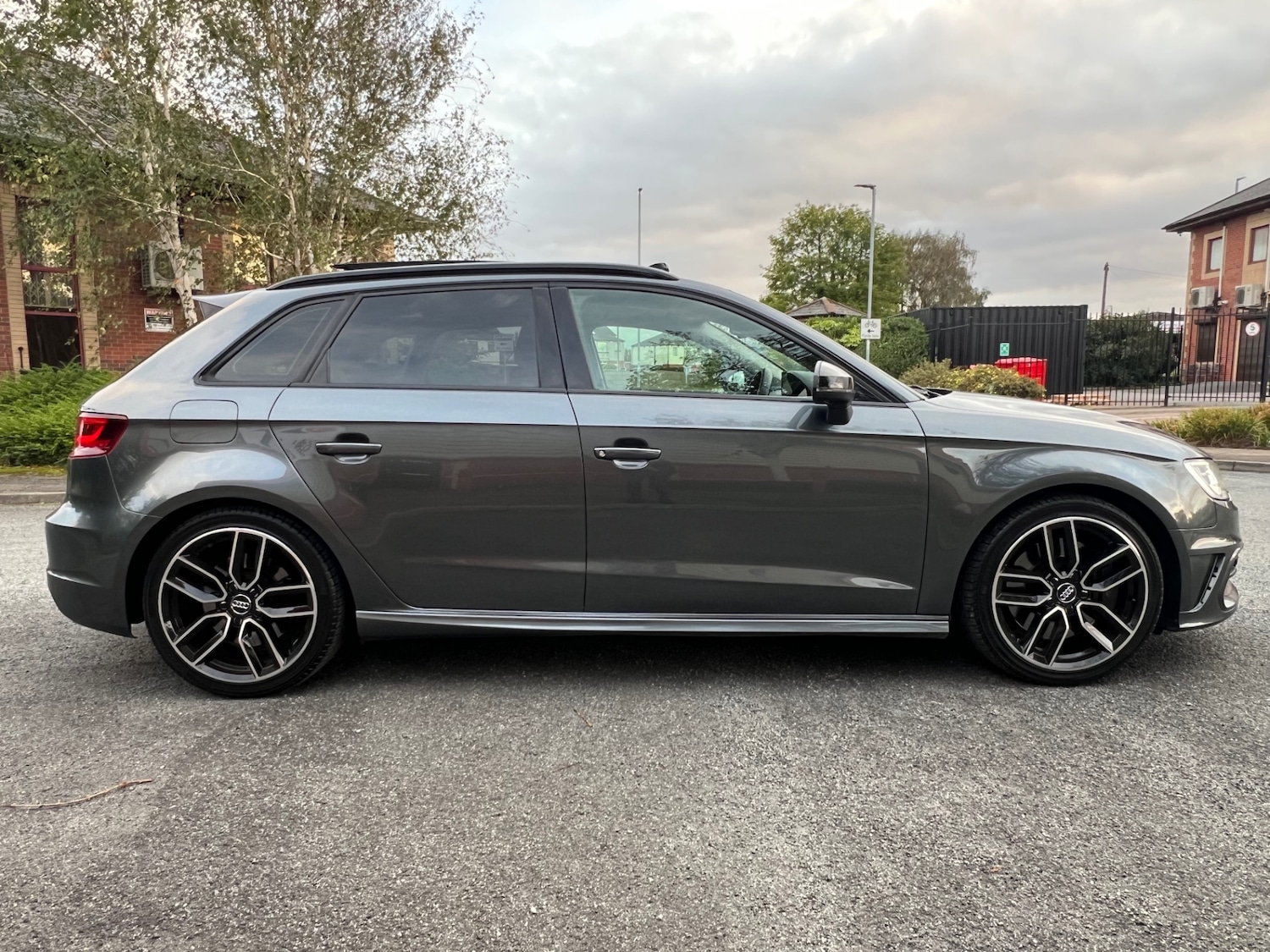 Used Audi A3 2015 for sale - 75967750: Photo 3