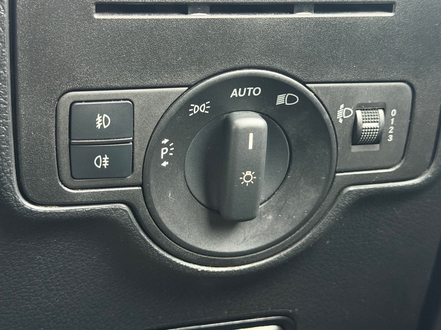 Used Mercedes-Benz Vito 2022 for sale - 77555928: Photo 13