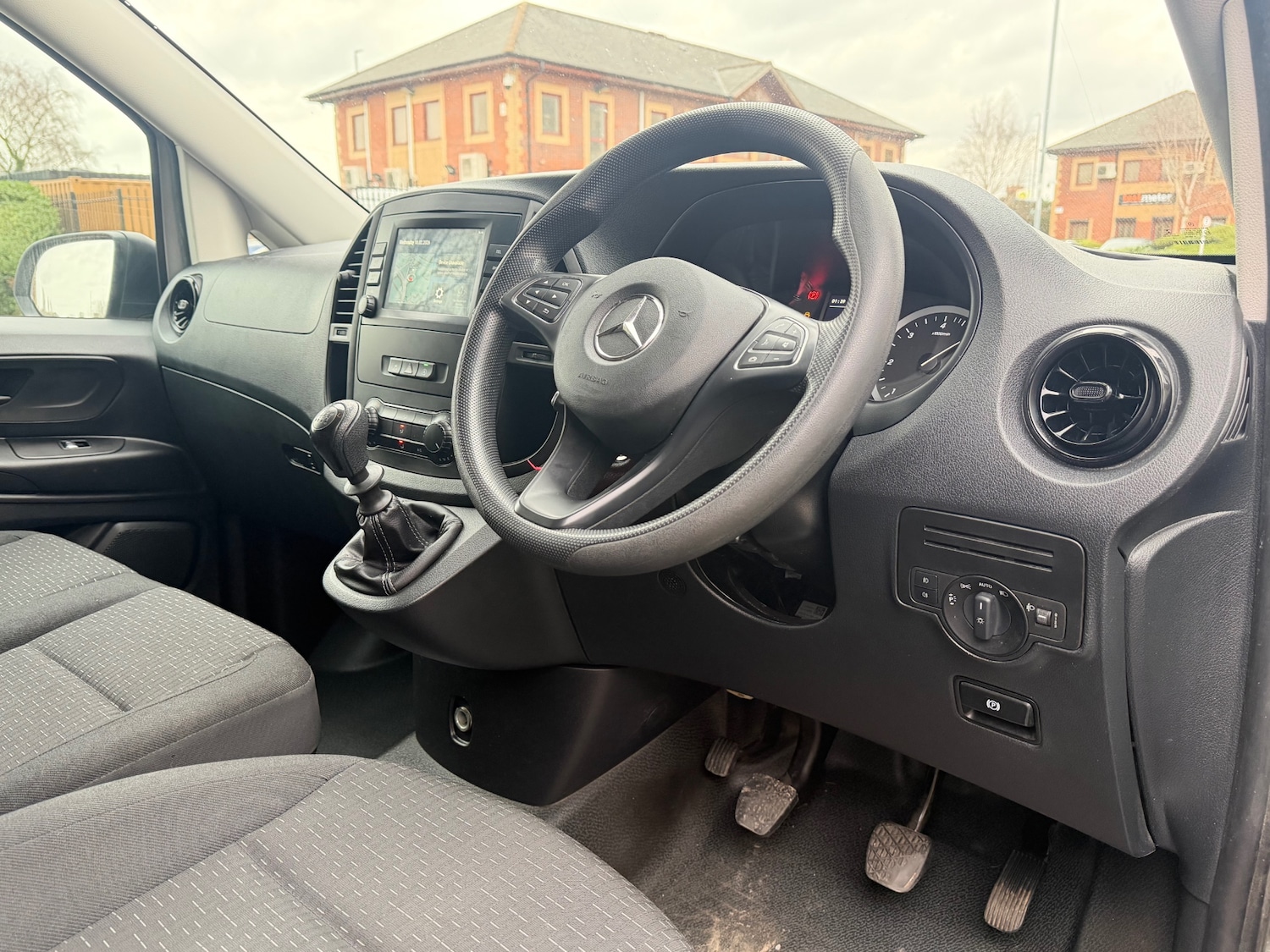 Used Mercedes-Benz Vito 2022 for sale - 77555928: Photo 9