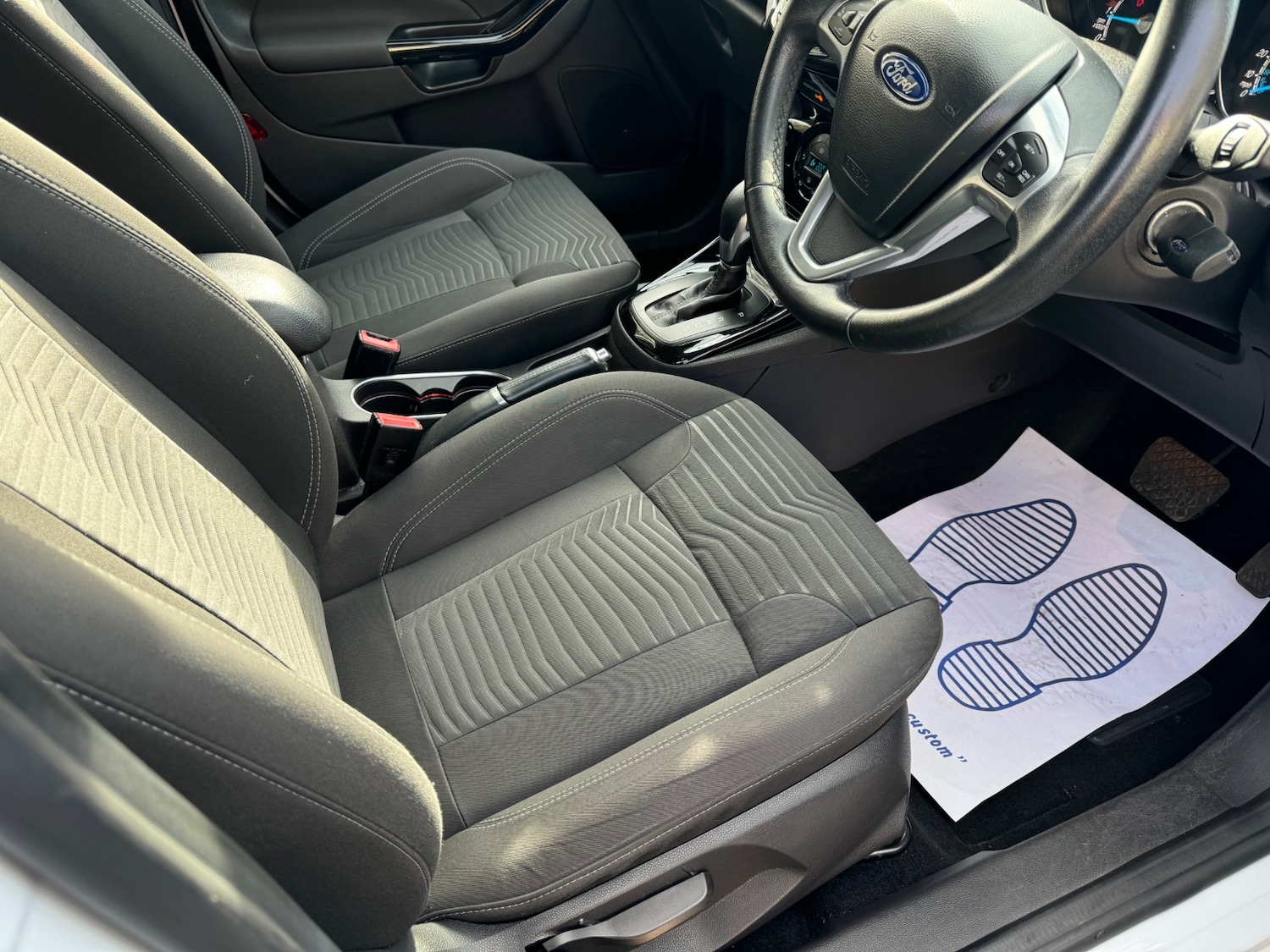 Used Ford Fiesta 2014 for sale - 76365209: Photo 10