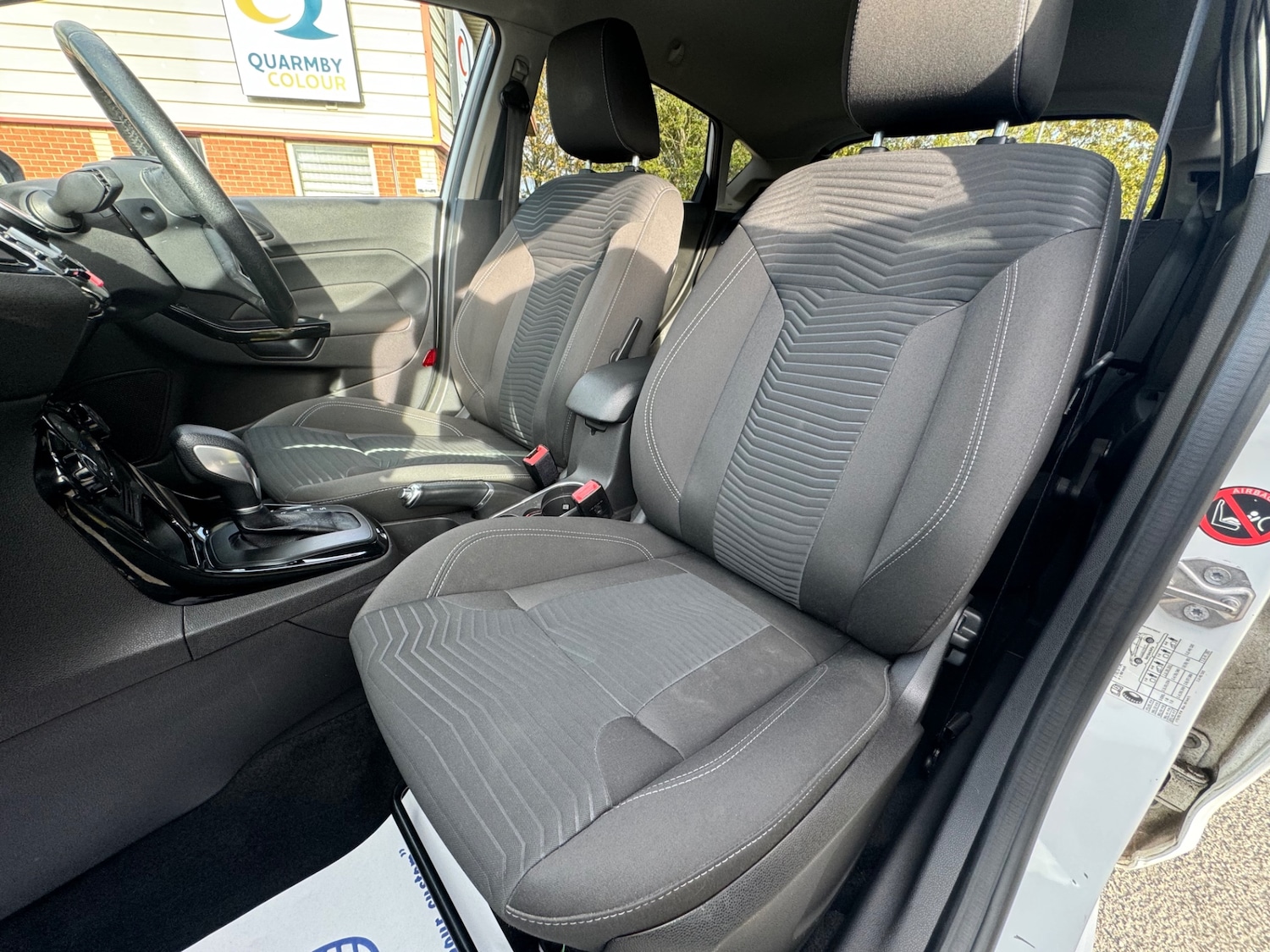 Used Ford Fiesta 2014 for sale - 76365209: Photo 17