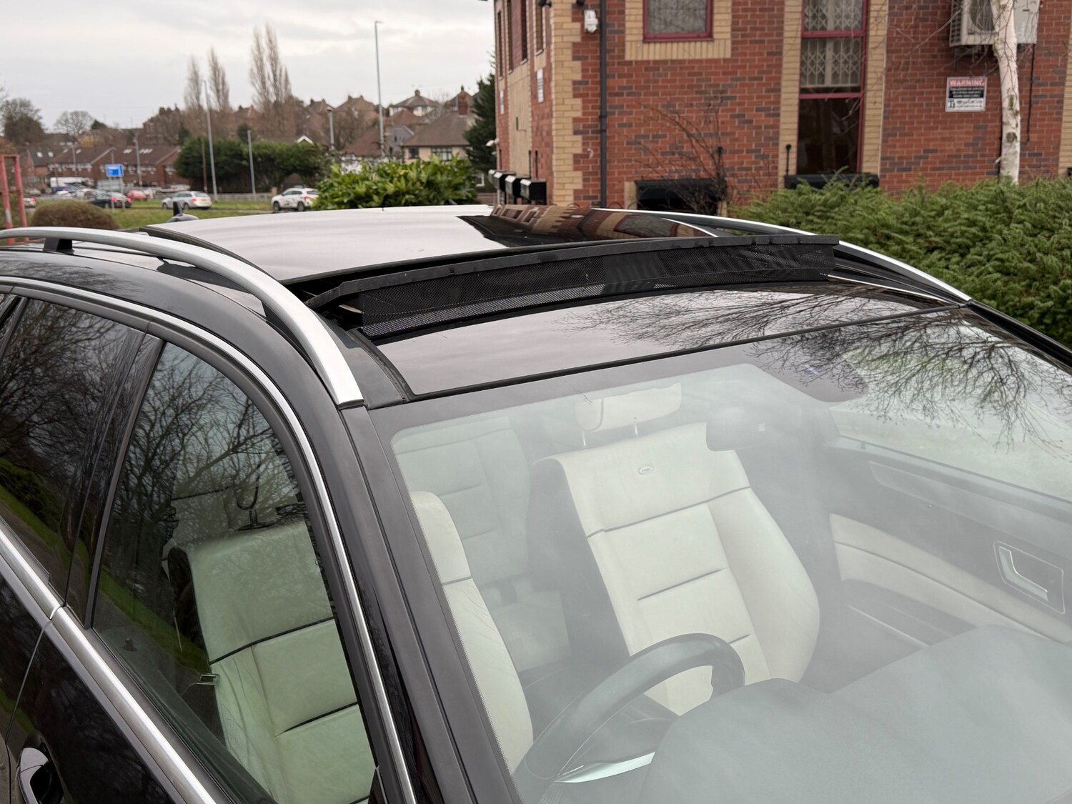 Used Mercedes-Benz E Class 2014 for sale - 77641080: Photo 13