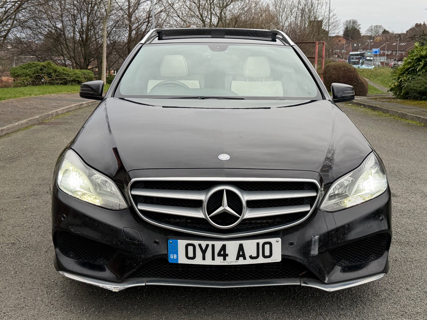 Used Mercedes-Benz E Class 2014 for sale - 77641080: Photo 8