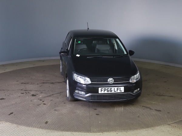 Used Volkswagen Polo 2016 for sale - 76219260: Photo 2