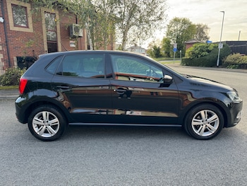 Used Volkswagen Polo 2016 for sale - 76219260: Photo