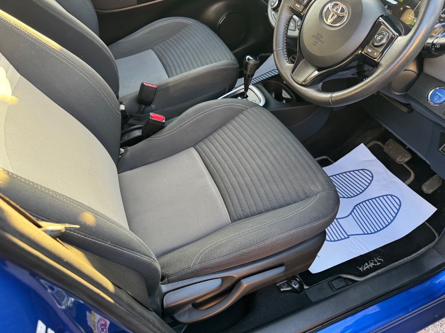 Used Toyota Yaris 2017 for sale - 76639626: Photo 12