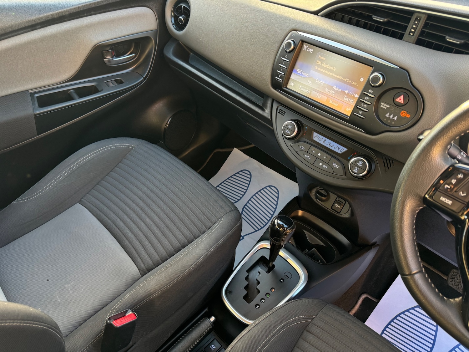 Used Toyota Yaris 2017 for sale - 76639626: Photo 14