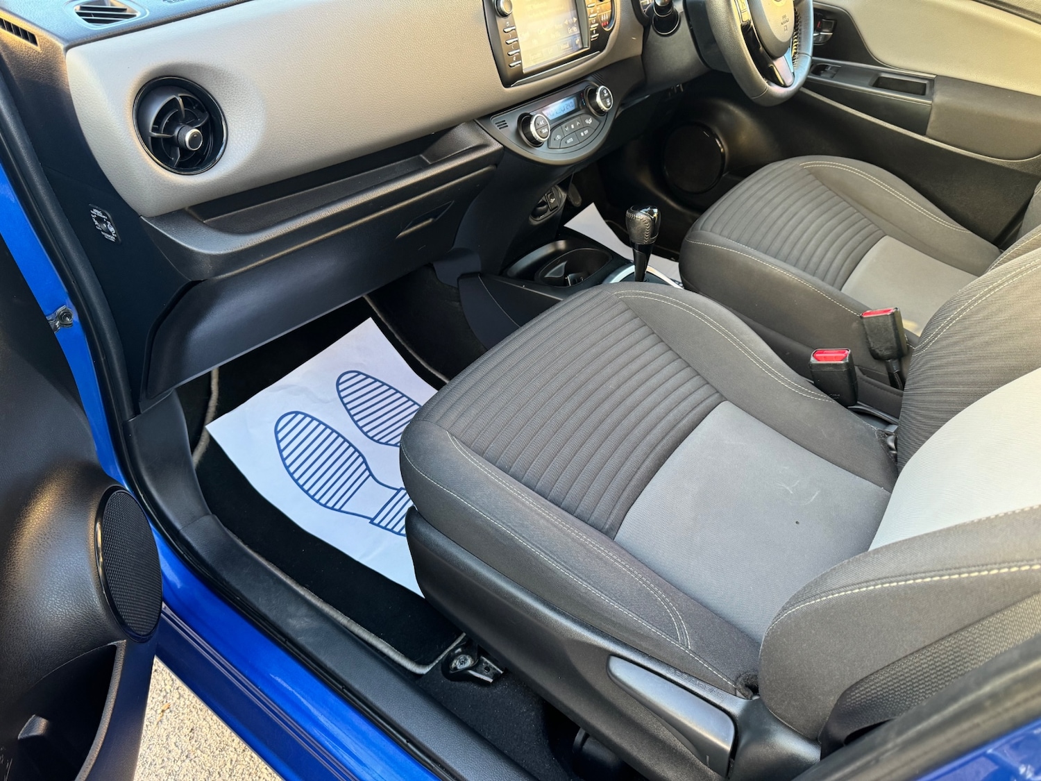 Used Toyota Yaris 2017 for sale - 76639626: Photo 17