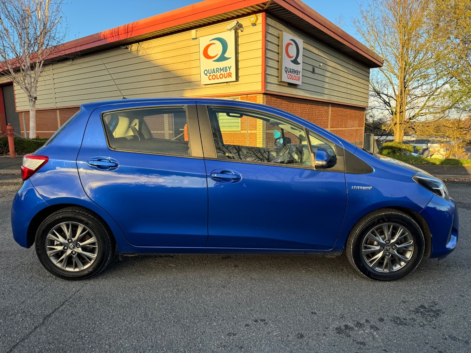 Used Toyota Yaris 2017 for sale - 76639626: Photo 2