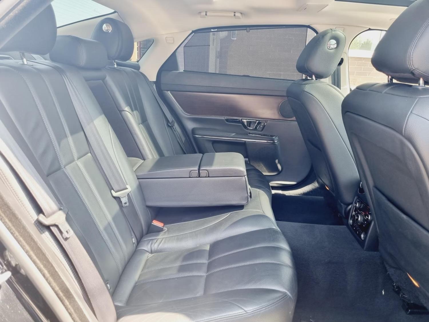 Used Jaguar XJ 2015 for sale - 77170750: Photo 12