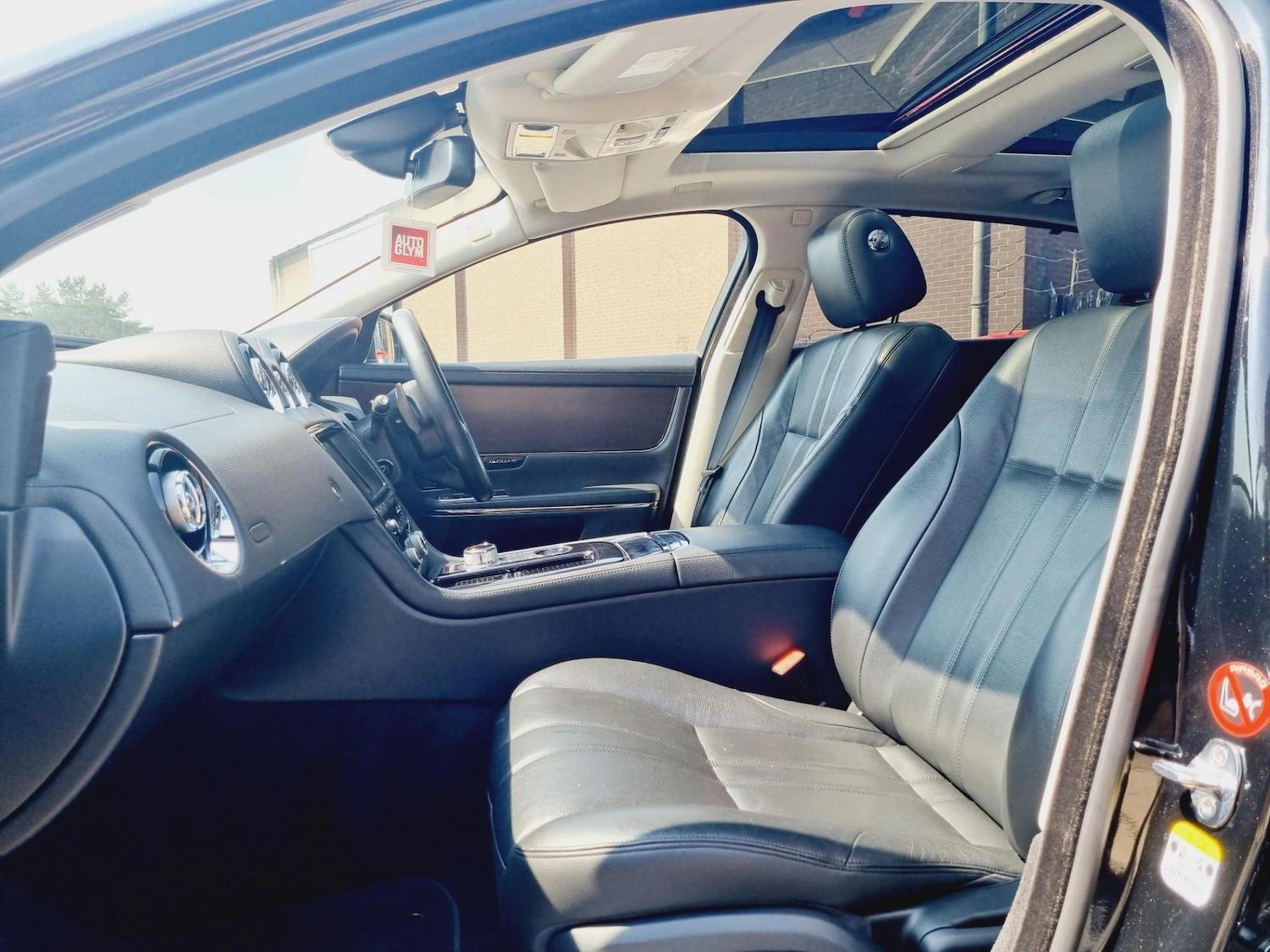 Used Jaguar XJ 2015 for sale - 77170750: Photo 13