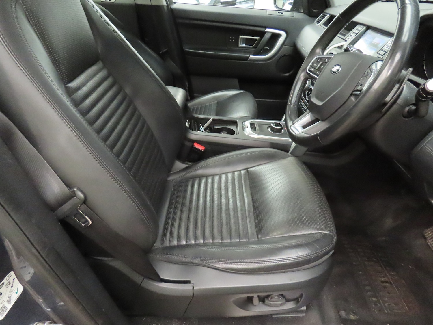 Used Land Rover Discovery Sport 2019 for sale - 77591338: Photo 8