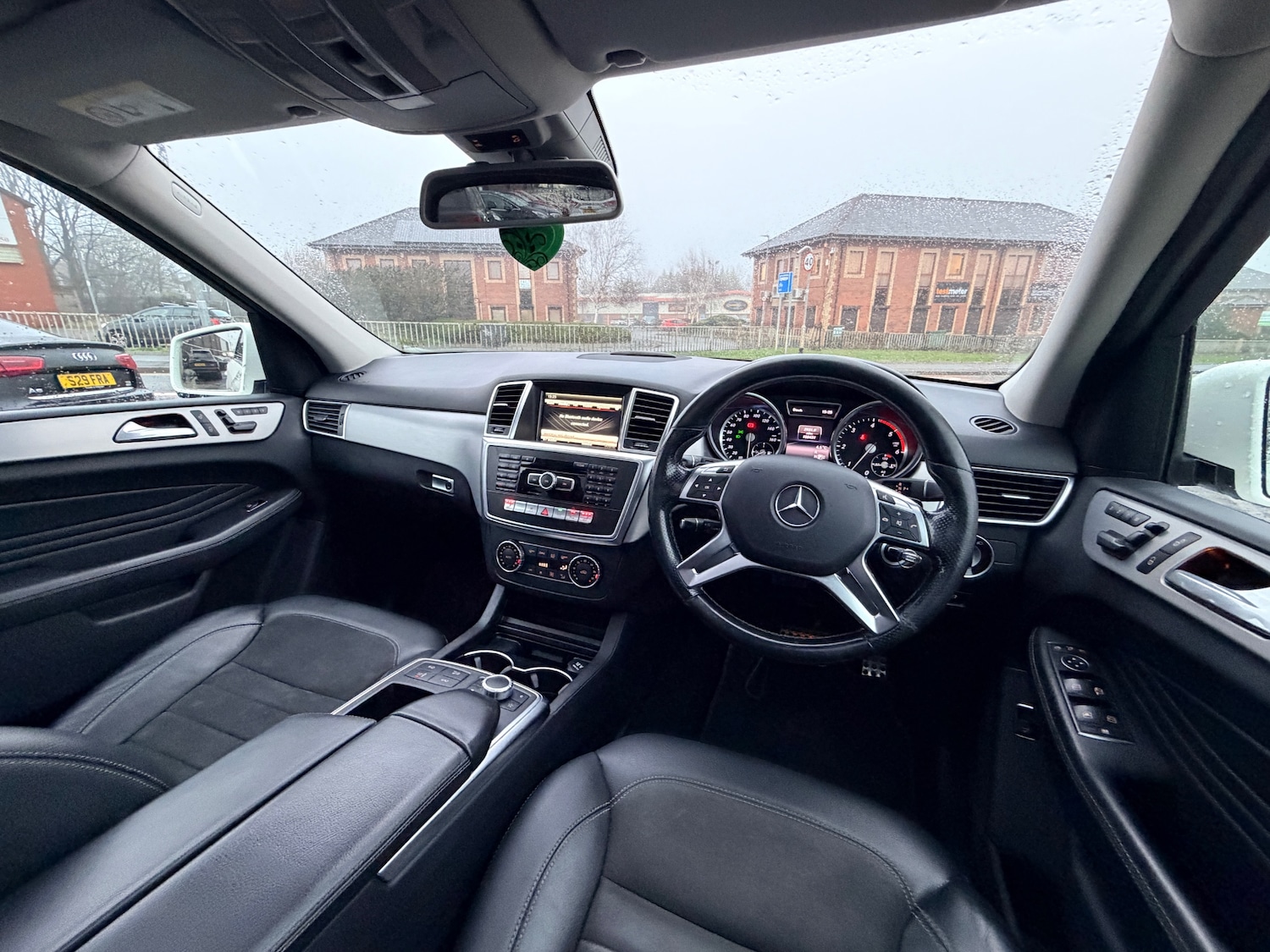 Used Mercedes-Benz M Class 2015 for sale - 77385395: Photo 19