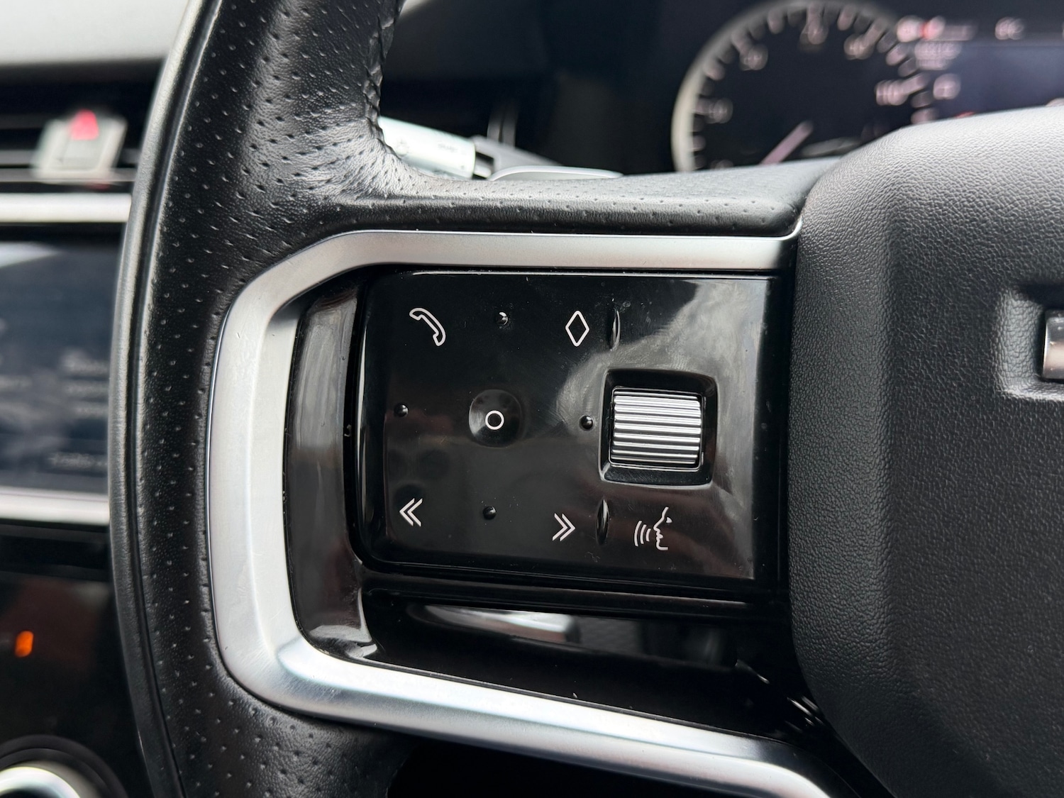 Used Land Rover Discovery Sport 2021 for sale - 77651101: Photo 17