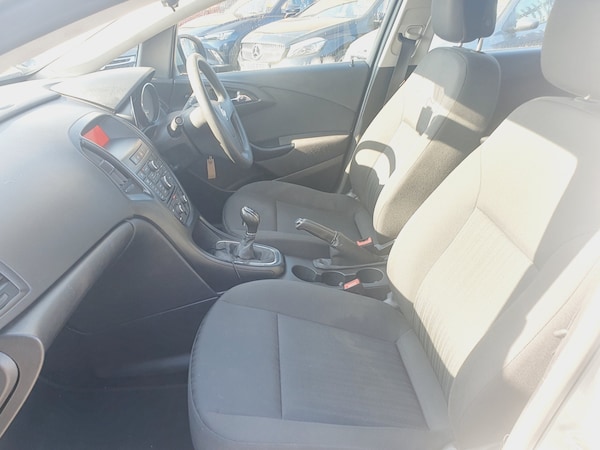 Used Vauxhall Astra 2014 for sale - 76249403: Photo 13