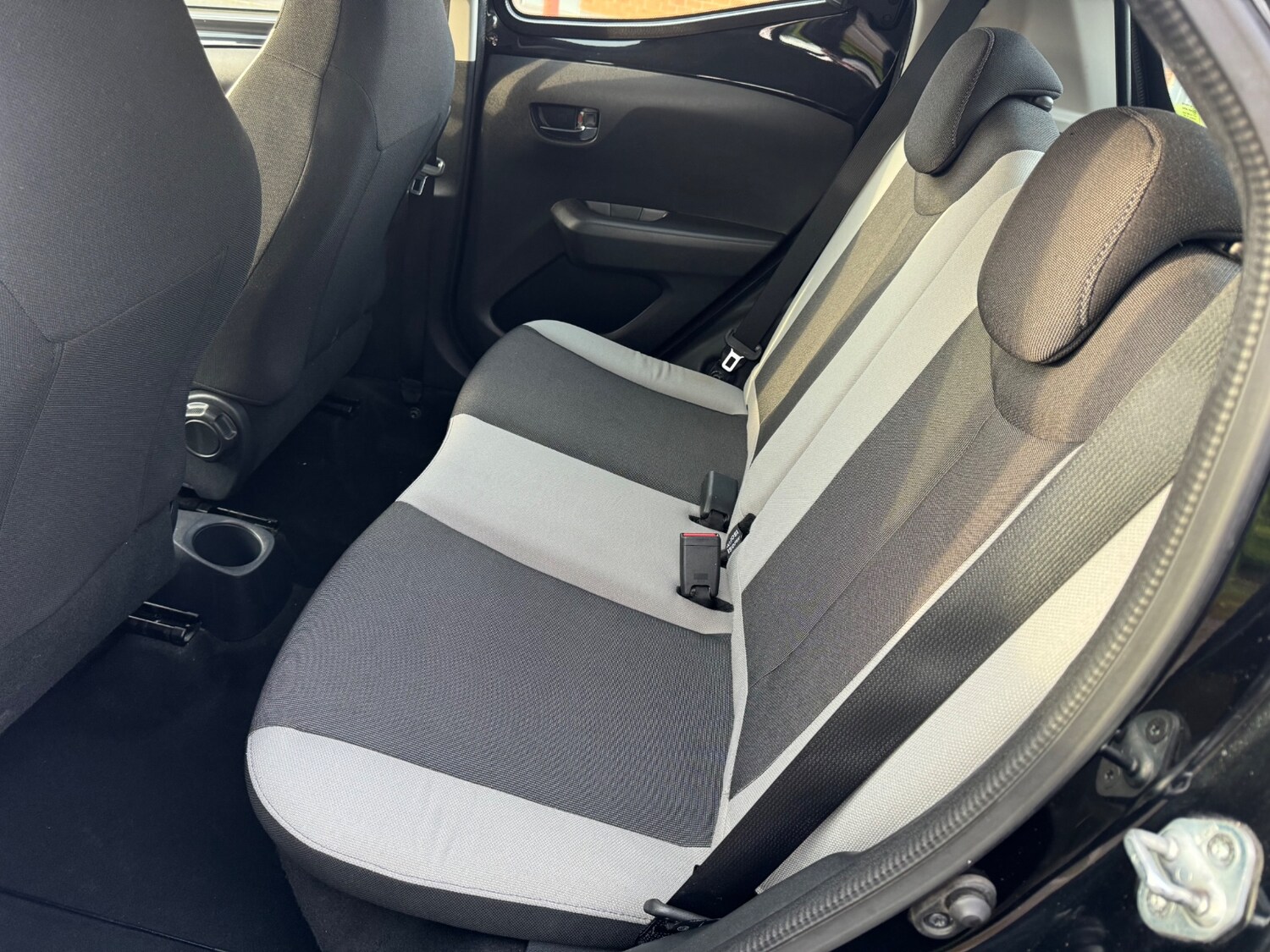 Used Toyota AYGO 2014 for sale - 78111382: Photo 21