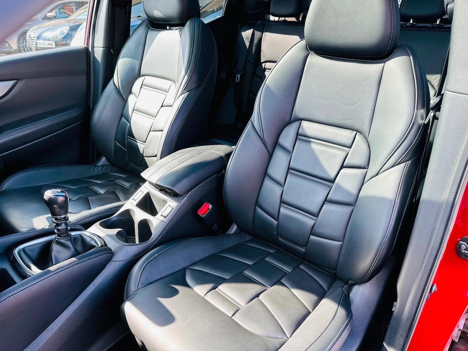 Used Nissan Qashqai 2018 for sale - 77170820: Photo 13