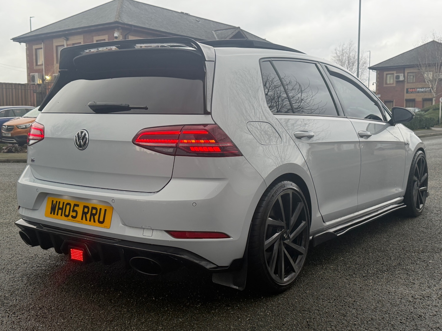 Used Volkswagen Golf 2017 for sale - 77475770: Photo 3