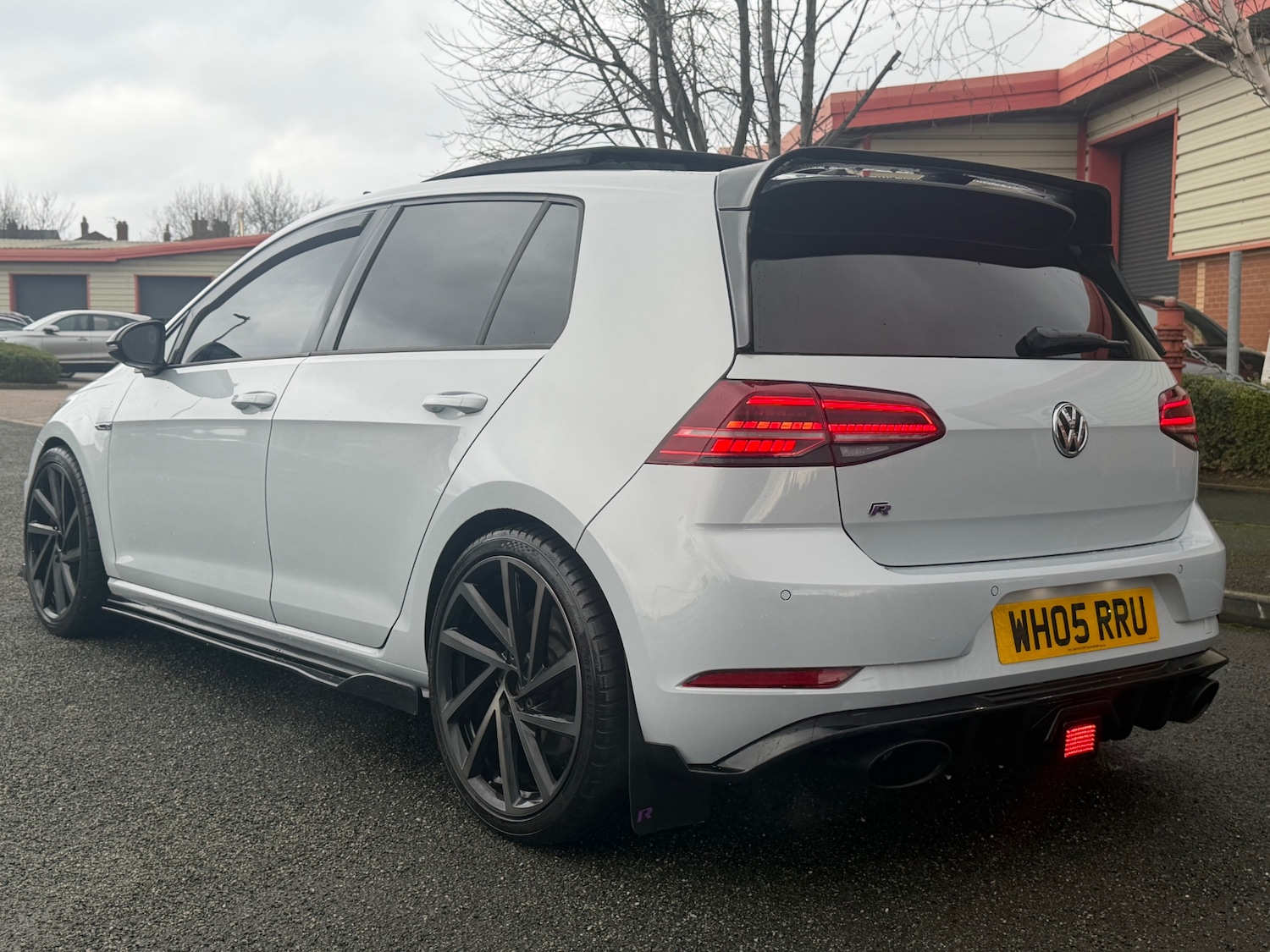 Used Volkswagen Golf 2017 for sale - 77475770: Photo 5