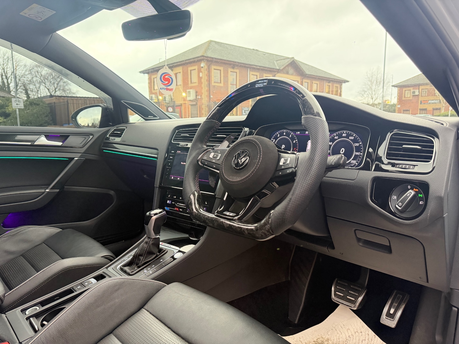 Used Volkswagen Golf 2017 for sale - 77475770: Photo 9