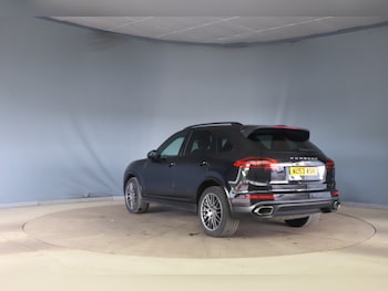 Used Porsche Cayenne 2018 for sale - 78653510: Photo