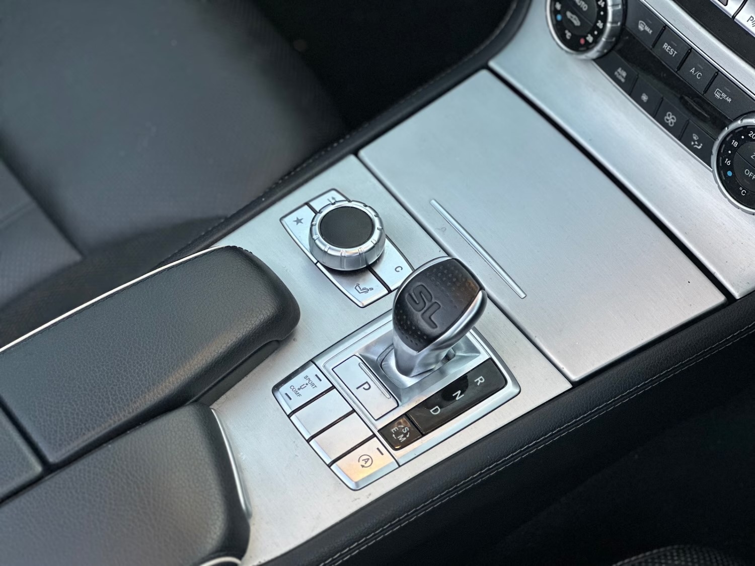 Used Mercedes-Benz SL 2015 for sale - 77173360: Photo 17