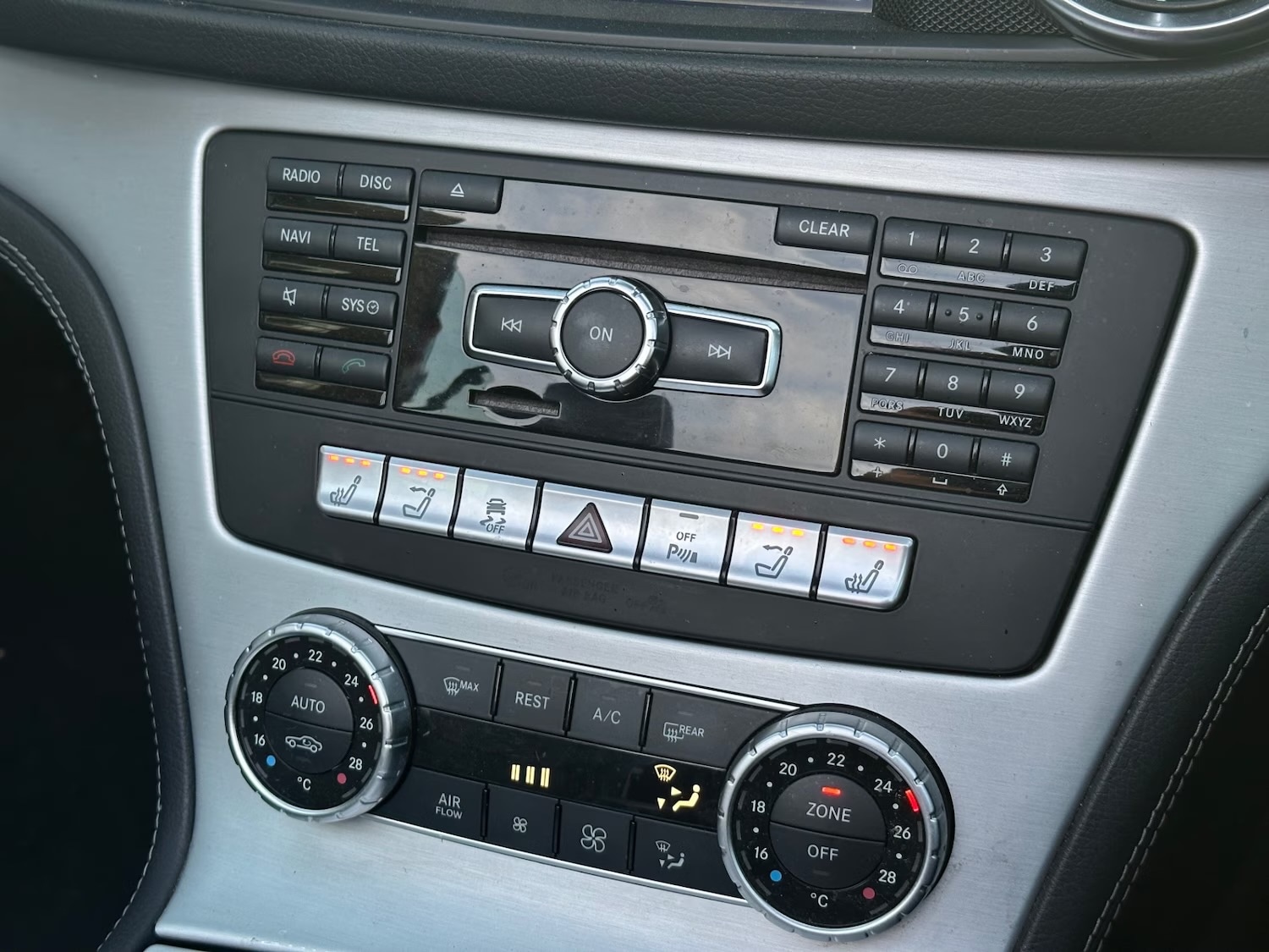 Used Mercedes-Benz SL 2015 for sale - 77173360: Photo 19