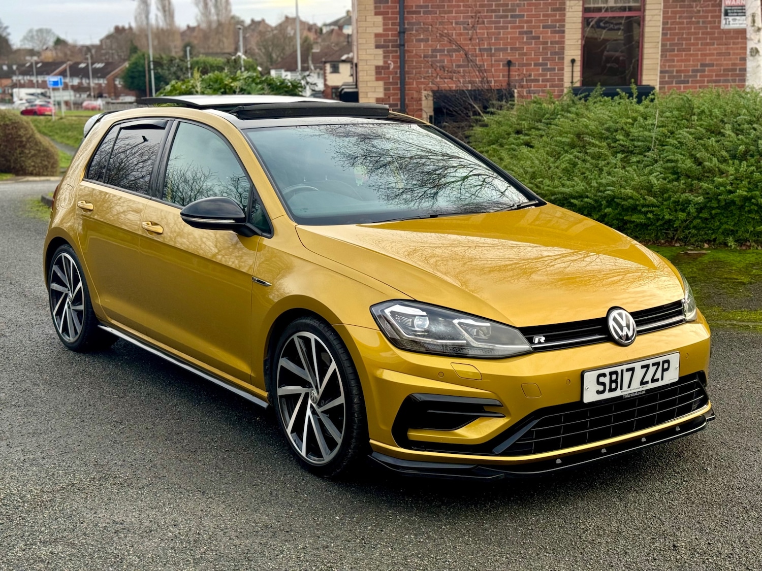 Used Volkswagen Golf 2017 for sale - 77168359: Photo 24