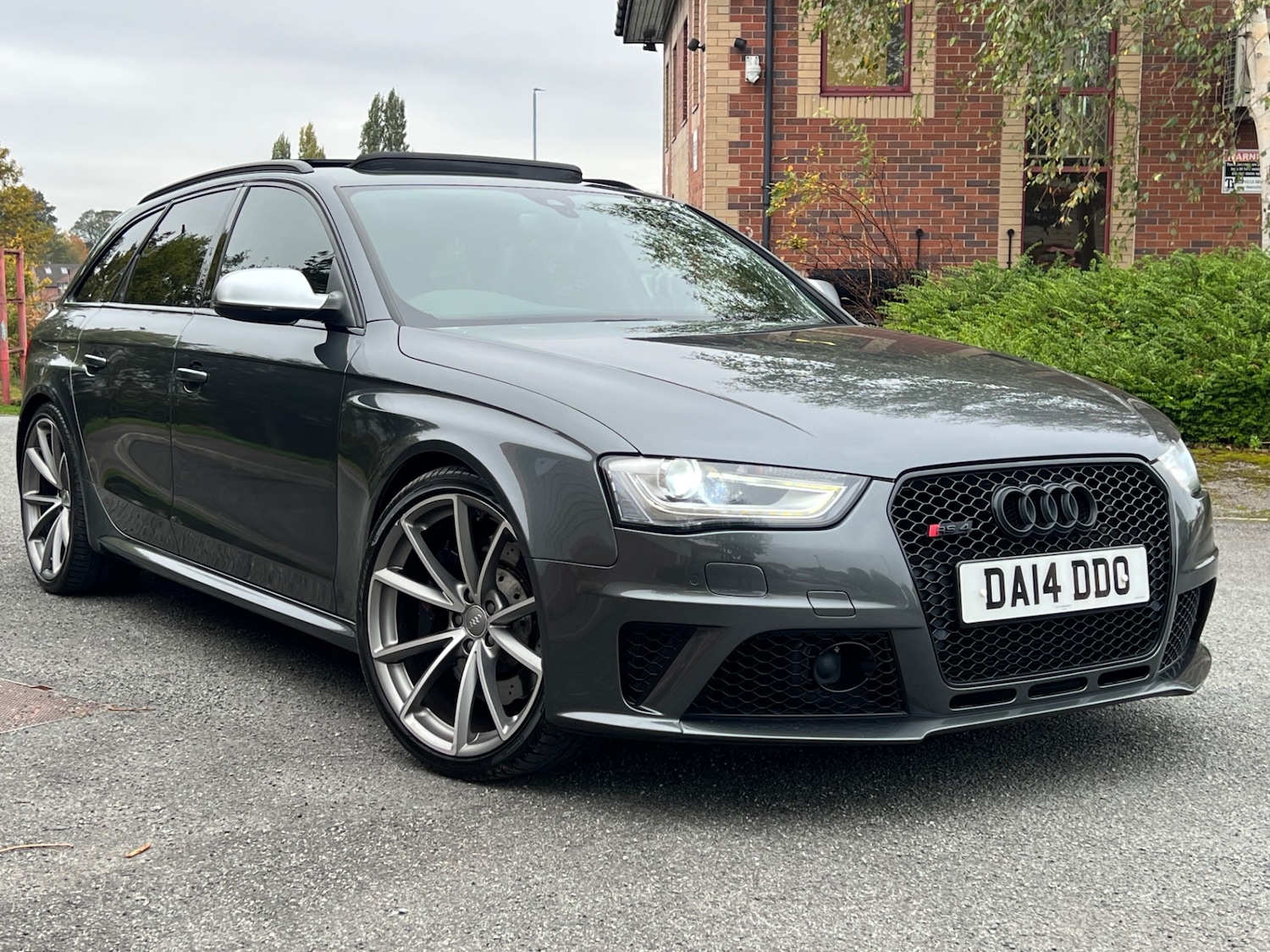 Used Audi RS4 2014 for sale - 76264768: Photo 1