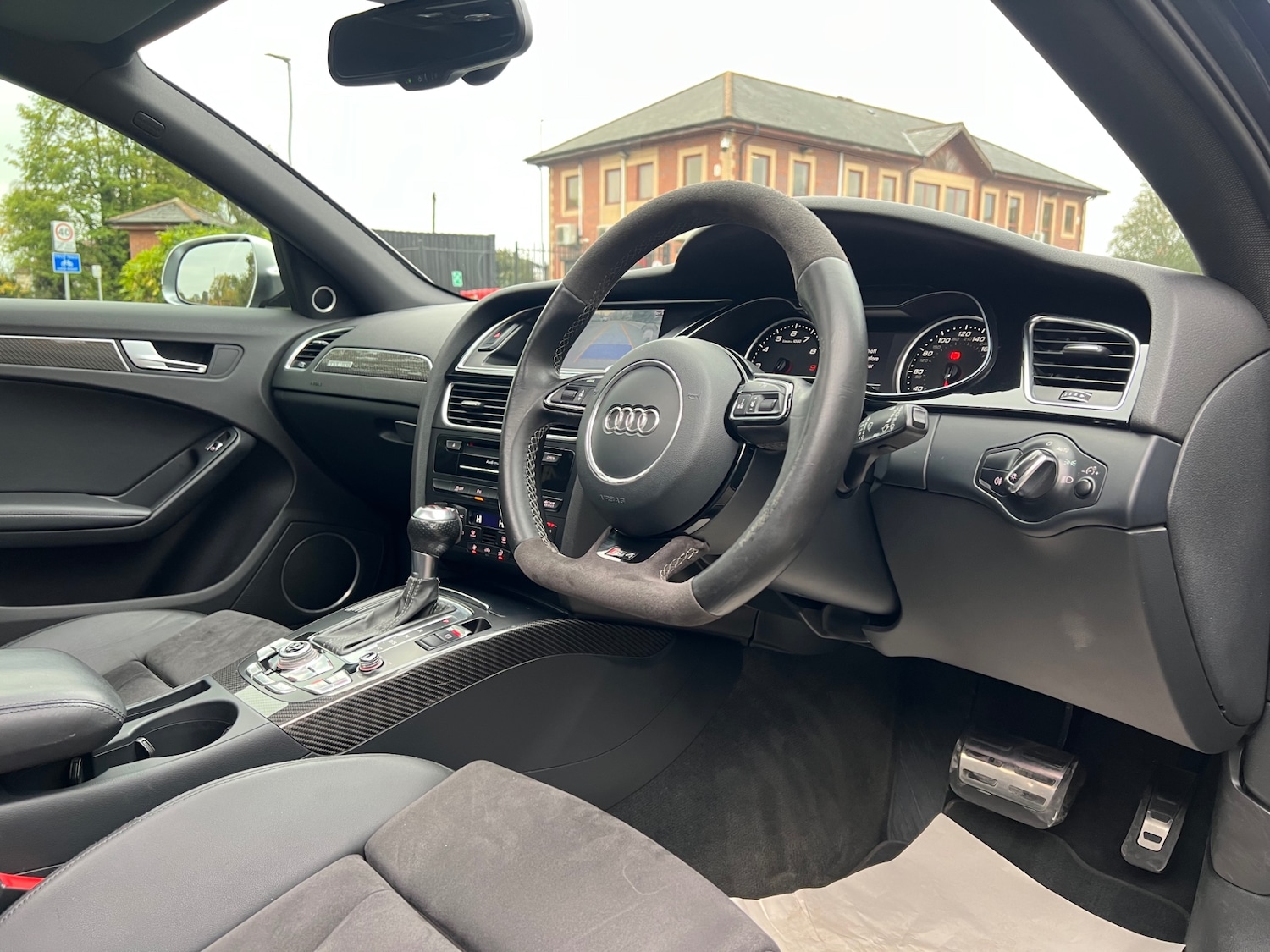 Used Audi RS4 2014 for sale - 76264768: Photo 10