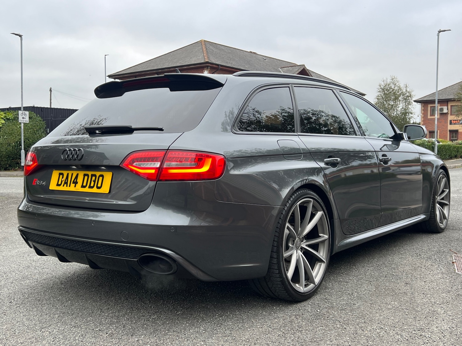 Used Audi RS4 2014 for sale - 76264768: Photo 4