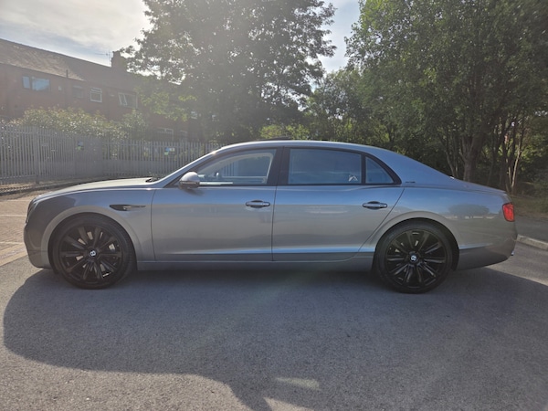 Used Bentley Flying Spur 2015 for sale - 73196603: Photo 6
