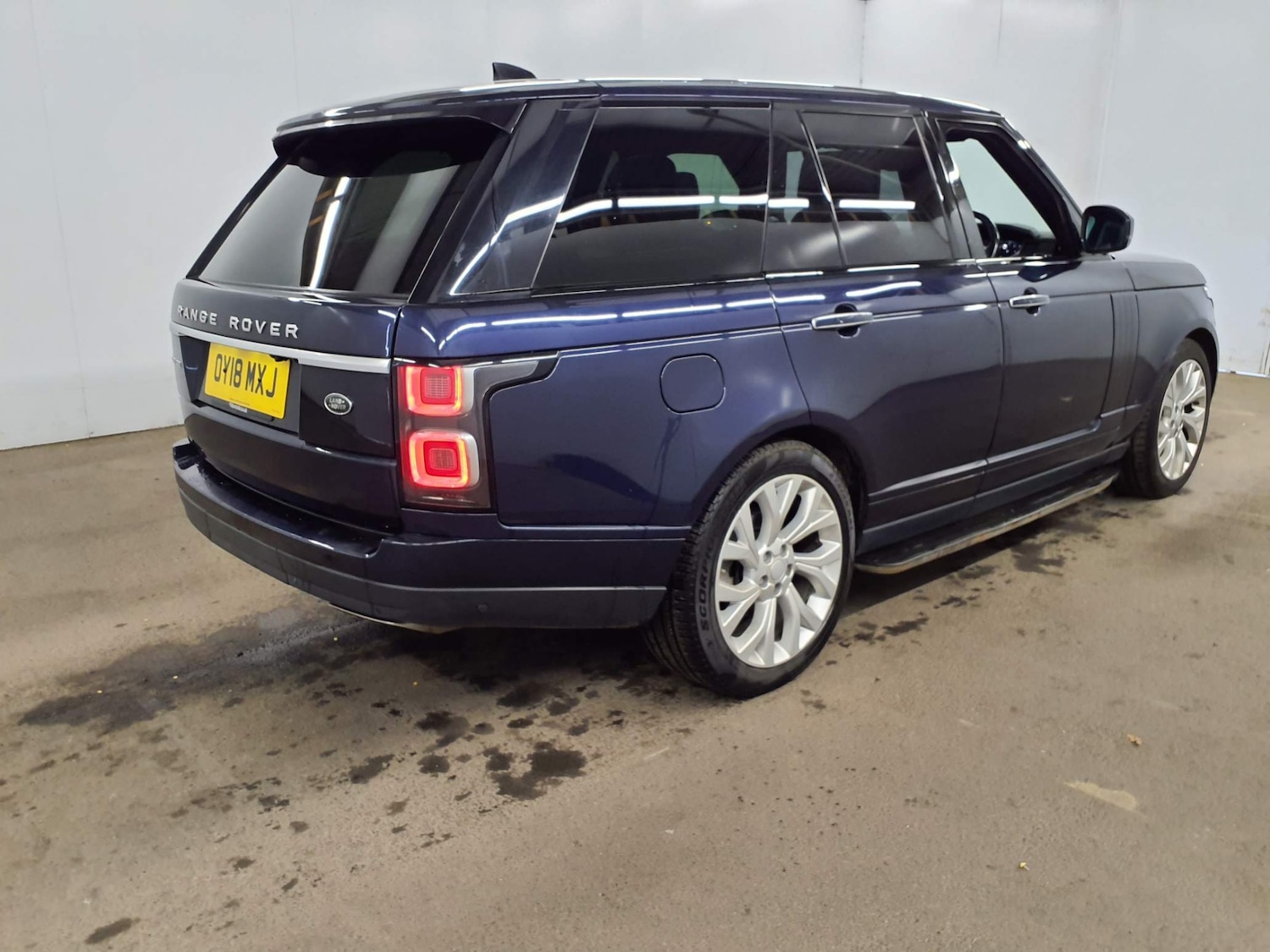 Used Land Rover Range Rover 2018 for sale - 77774839: Photo 2
