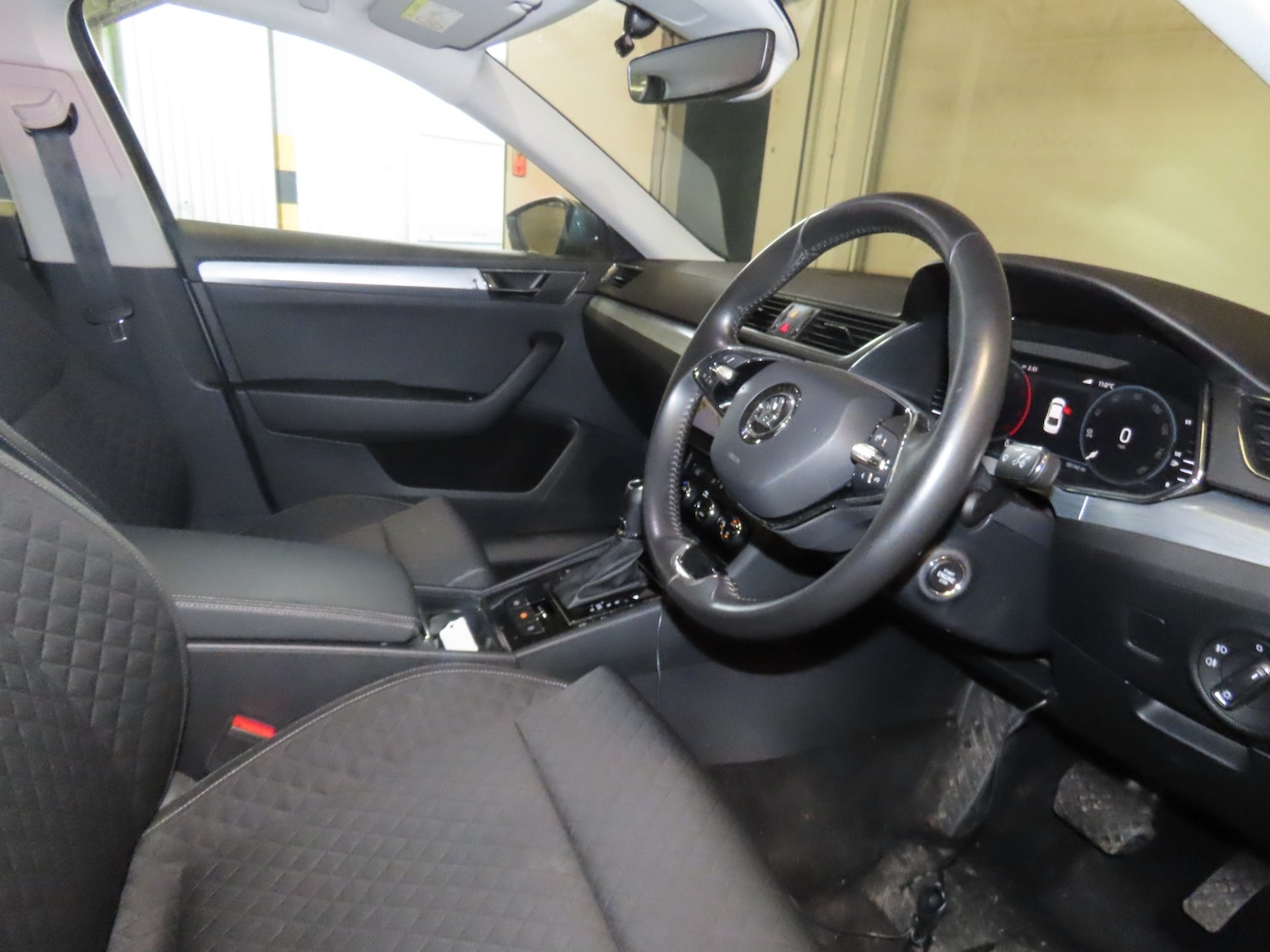 Used Skoda Superb 2024 for sale - 77578718: Photo 7